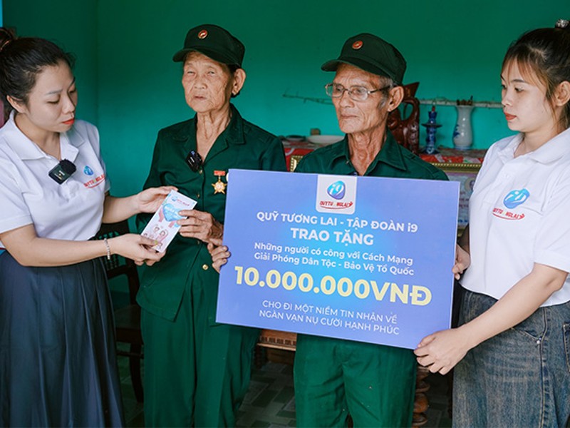 Hỗ trợ khách hàng và ưu đãi cá nhân hóa